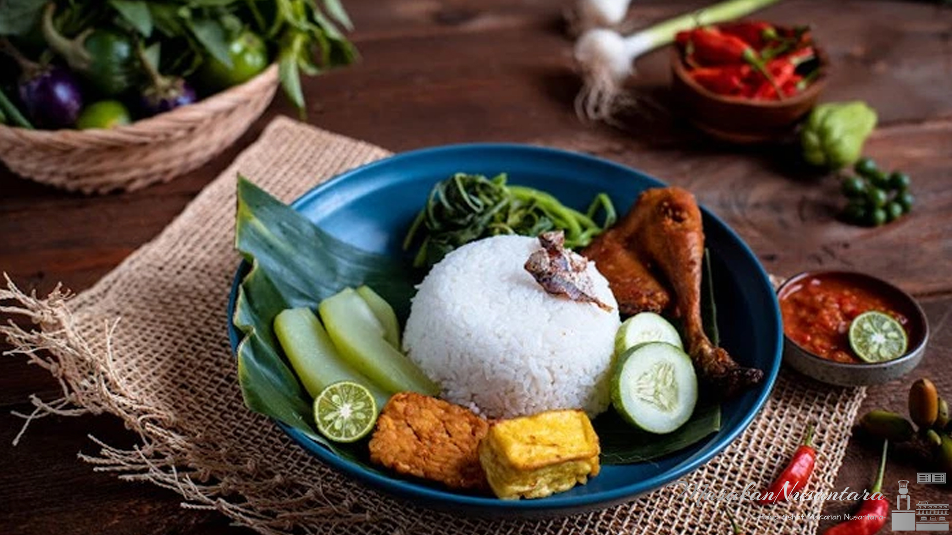 Nasi Tempong: Perpaduan Pedas dan Segar dalam Setiap Suapan